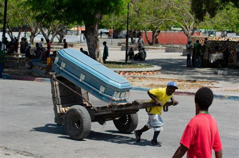 Gang Violence Drives Thousands From Haitis Capital The Manila Times