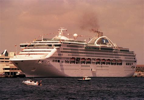 Sea Princess Port Everglades March 1999 Tony Davis Flickr