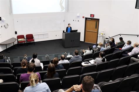 Research Day Winners Present For Internal Medicine Grand Rounds