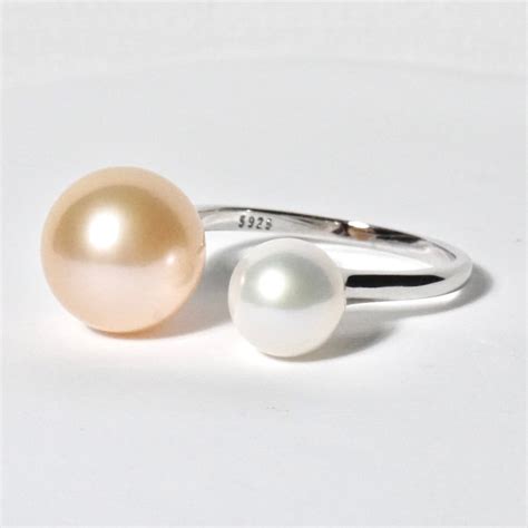 Edison Pink & White Pearl Duo Ring | Unique & Stylish | GRACE SELECTED