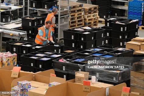 Amazon Warehouse Inside Photos and Premium High Res Pictures - Getty Images