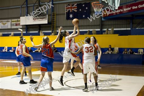 Women S Basketball Cbc Vs Olympians Westpix