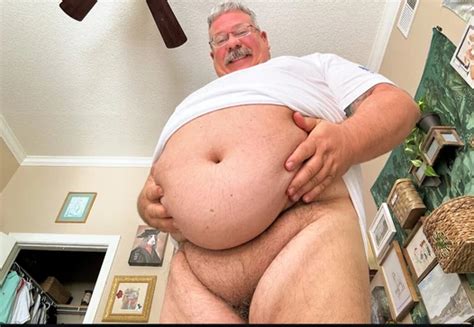 Strongman Muscle Chub Has Huge Cumshot Gay Amateur Porn Feat Hand Free Daddy Chub By FapHouse