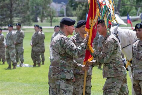 Dvids News Divarty Welcomes New Commander