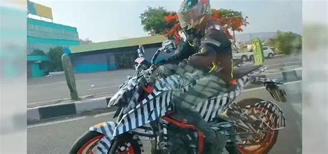 New 2023 KTM 390 Duke Spotted Again During Testing