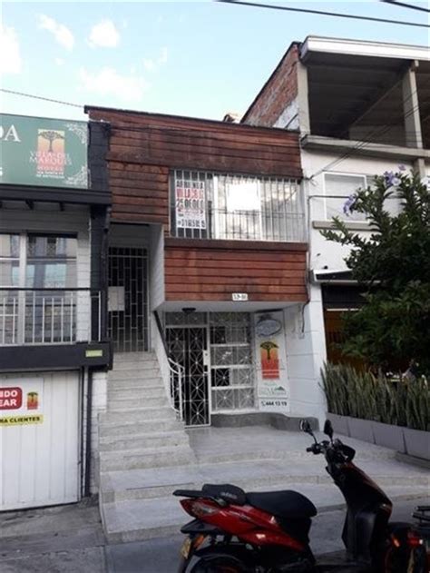 Casa en Arriendo Belén Rosales Medellín Antioquia Código 8064013