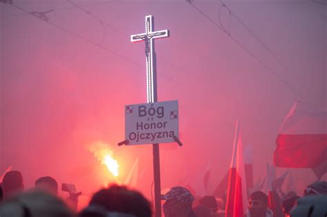 Marsz Niepodleglosci W Warszawie Warszawa Pl