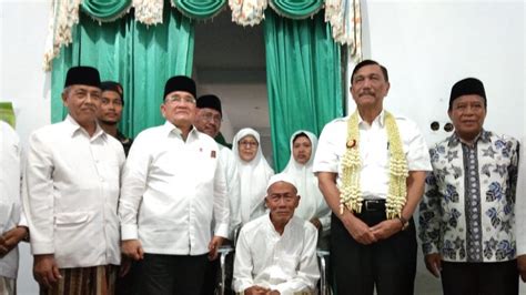 Menteri Luhut Ajak Kiai Dan Santri Di Lamongan Perangi Hoaks News