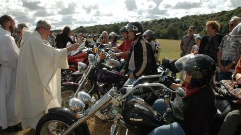 L équipe de la Madone des motards est prête pour le grand rassemblement