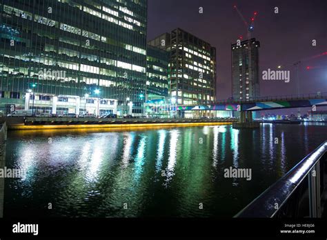 Beautiful Canary Wharf at night Stock Photo - Alamy