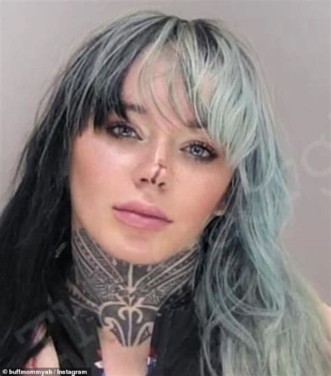 Tattooed Onlyfans Mom Whose Hot Mugshot Went Viral Reveals She Raked