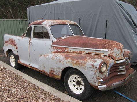 1946 Chevrolet stylemaster - hubcap1 - Shannons Club