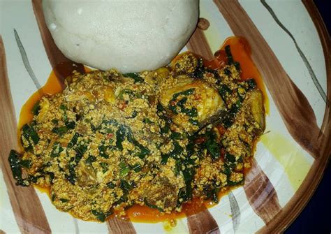 Pounded yam and egusi soup Recipe by Adebola Grace Adewuyi - Cookpad