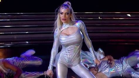 Luciana Salazar Catsuit Y Tetotas En Showmatch Damageinc Videos