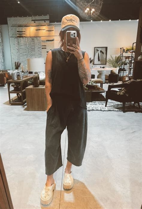 Hot Shot Relaxed Set Curated On LTK In 2025 Casual Outfits For Moms Casual Summer Outfits