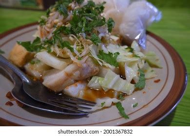 Kupat Tahu Traditional Food Typical Magelang Stock Photo 2001367832 | Shutterstock