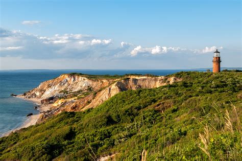 Nantucket Or Marthas Vineyard How To Choose Condé Nast Traveler