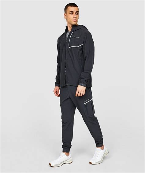 Ramble 2 0 Woven Running Jacket Jet Black Monterrain