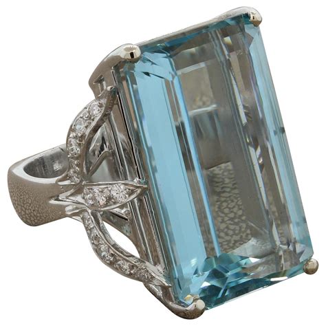 Christian Dior Aquamarine Diamond Large Green Ring At 1stdibs Dior