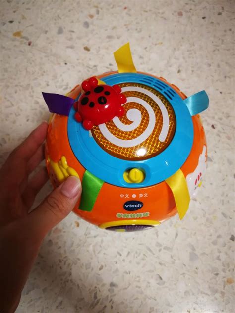 Vtech Bilingual Move And Crawling Ball Hobbies And Toys Toys And Games On