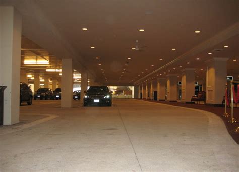 Americana at Brand Parking Facility | Choate Parking Consultants