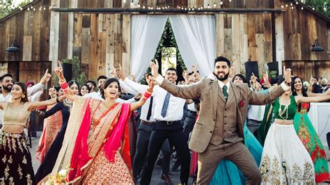 BRIDE Takes Over GROOM S Dance Performance With His Dance Team Watch