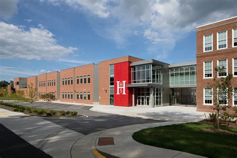 Hendersonville High School - Vannoy Construction