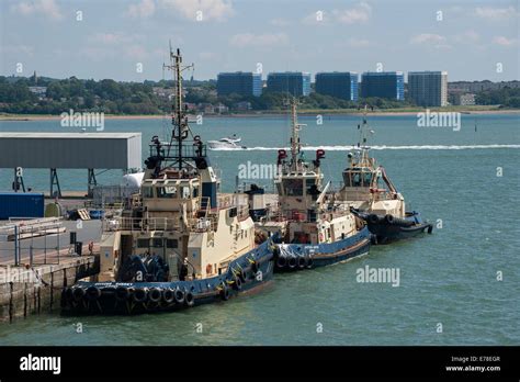 Tug Boats At Southampton Docks England Stock Photo Alamy