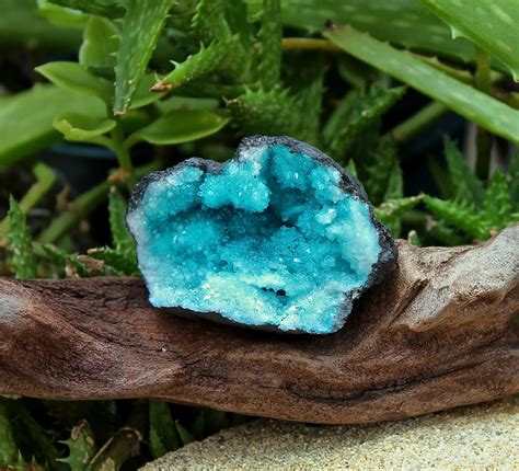 Blue-Green Geode Cave // Healing Stones // Wiccan Altar