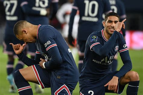 Achraf Hakimi Discusess Why He Wants Kylian Mbappé To Stay At Psg