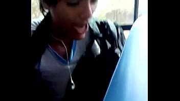 Apretando las bolas de Japa gay y gritó como carcelero XVIDEOS