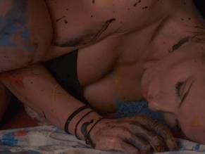 ARIA LONDON Nude AZNude