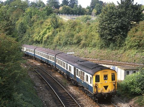 Eastleigh Based Class 205 Demu In Blue And Grey Livery 205 0 Flickr