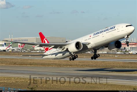 TC JJL Boeing 777 3F2ER Turkish Airlines Alp AKBOSTANCI JetPhotos