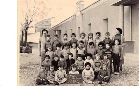 Photo De Classe Maternelle 1 De 1957 Ecole Le Pialon Saint Paul Trois