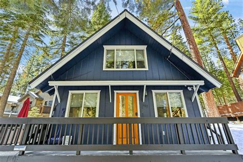 6 Charming Lake Tahoe Cabin's for Your Cozy Getaway | Tahoe Getaways