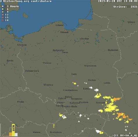 Burze już przechodzą nad Polską Grad ulewy i silny wiatr Sprawdź