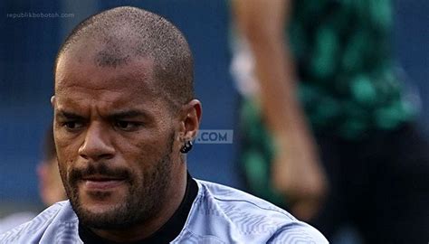 kebugarannya diragukan  respons david da silva