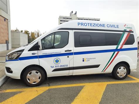 Vandalizzata La Sede Della Croce Giallo Azzurra Di Torino Rubato Il