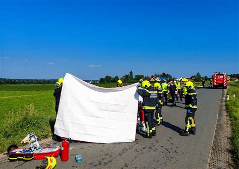 Schwerer Motorradunfall Forderte Drei Schwerverletzte Feuerwehr Objektiv