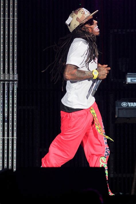 lil-wayne Picture 61 - Lil Wayne Performs During The I Am Still Music Tour