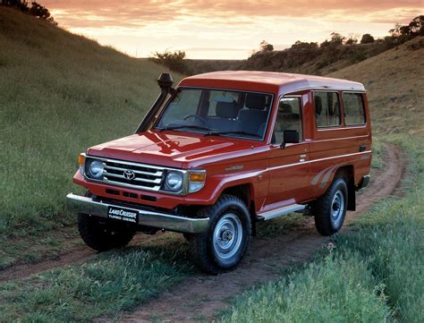 Toyota Land Cruiser 70 Set To Be 5 Star Ancap Rated Image 383180