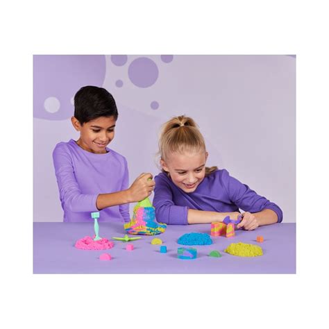 Set De Joaca Cu Nisip Si Diverse Forme Kinetic Sand Squish N Create