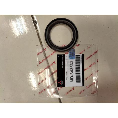 jual oli seal oil seal ker  crankshaft bag depan mitsubishi pajero