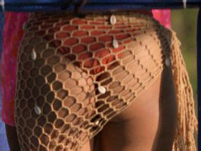 DOMINIQUE DEFOE Nude AZNude