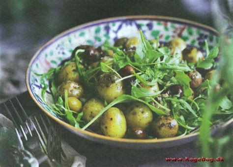 Varm Kartoffelsalat Med Rucola Og Vinaigrette Kogebog Dk