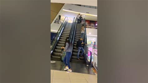 Girls On 😅लड़की 🤣 Escalator Prank Funny Shorts Prankinindia