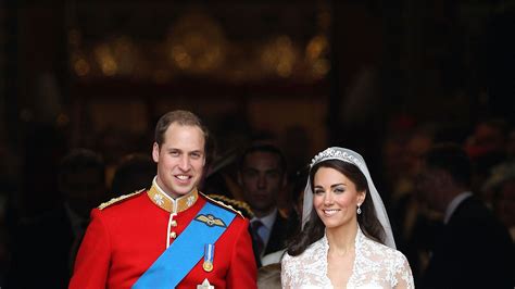 Kate Middleton and Prince William’s wedding album is revealed as the ...