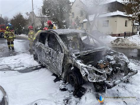 Po Ar Samochodu Osobowego Marki Peugeot W Zawadzkiem O Polskie