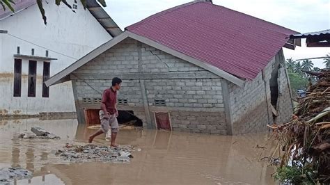 Pekan Kali Banjir Susulan Akibat Luapan Sungai Torue Tanggul